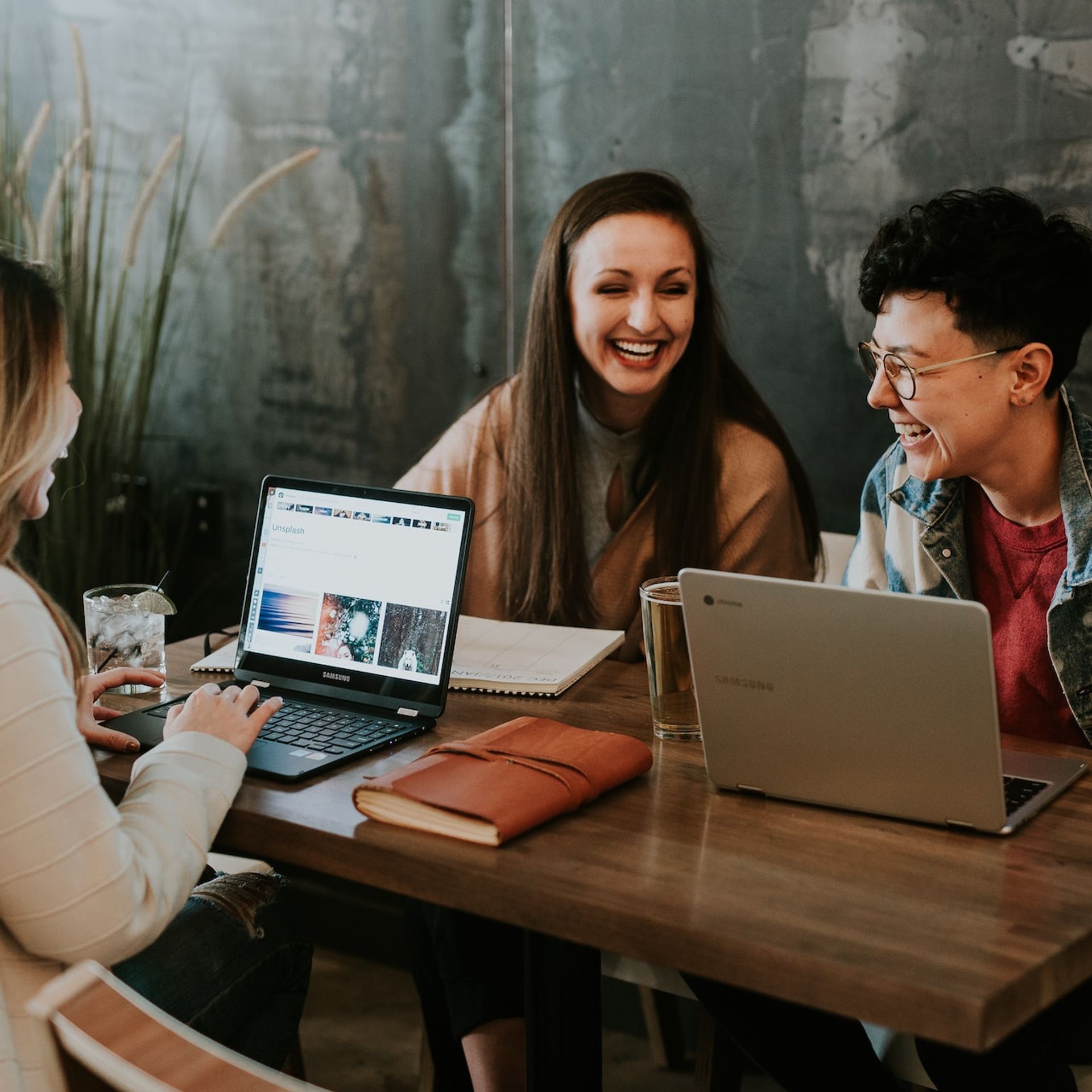 How to Transcribe a Zoom Video Recording into English