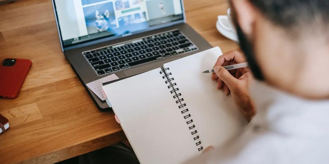 Unlocking the Power of Transcripts for E-Learning